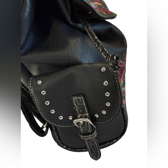 NWT CONCEALED CARRY EMBROIDERED SUGARSKULL BACKPACK IN BLACK VEGAN LEATHER - Picture 3 of 11